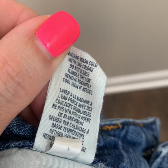 American Eagle Bermuda Distressed Jean Shorts - Picture 4 of 5